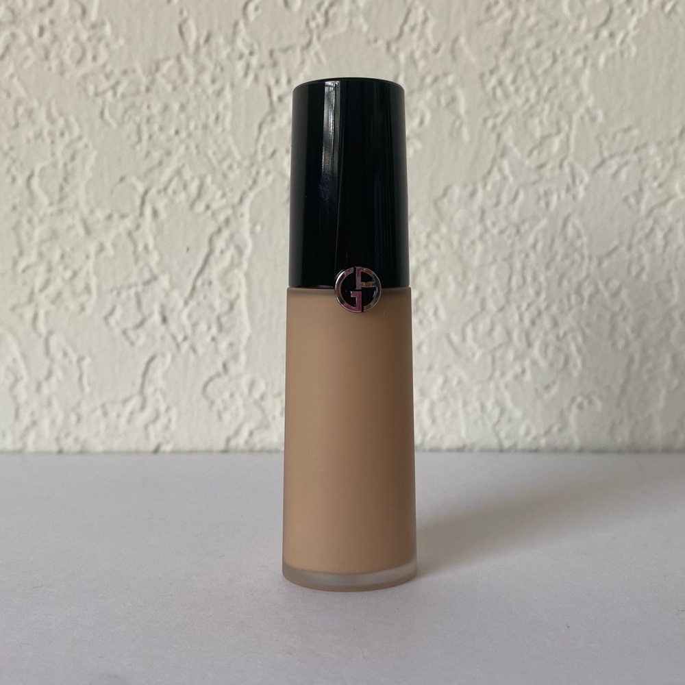 Giorgio Armani Luminous Silk Concealer - Shade 5.75